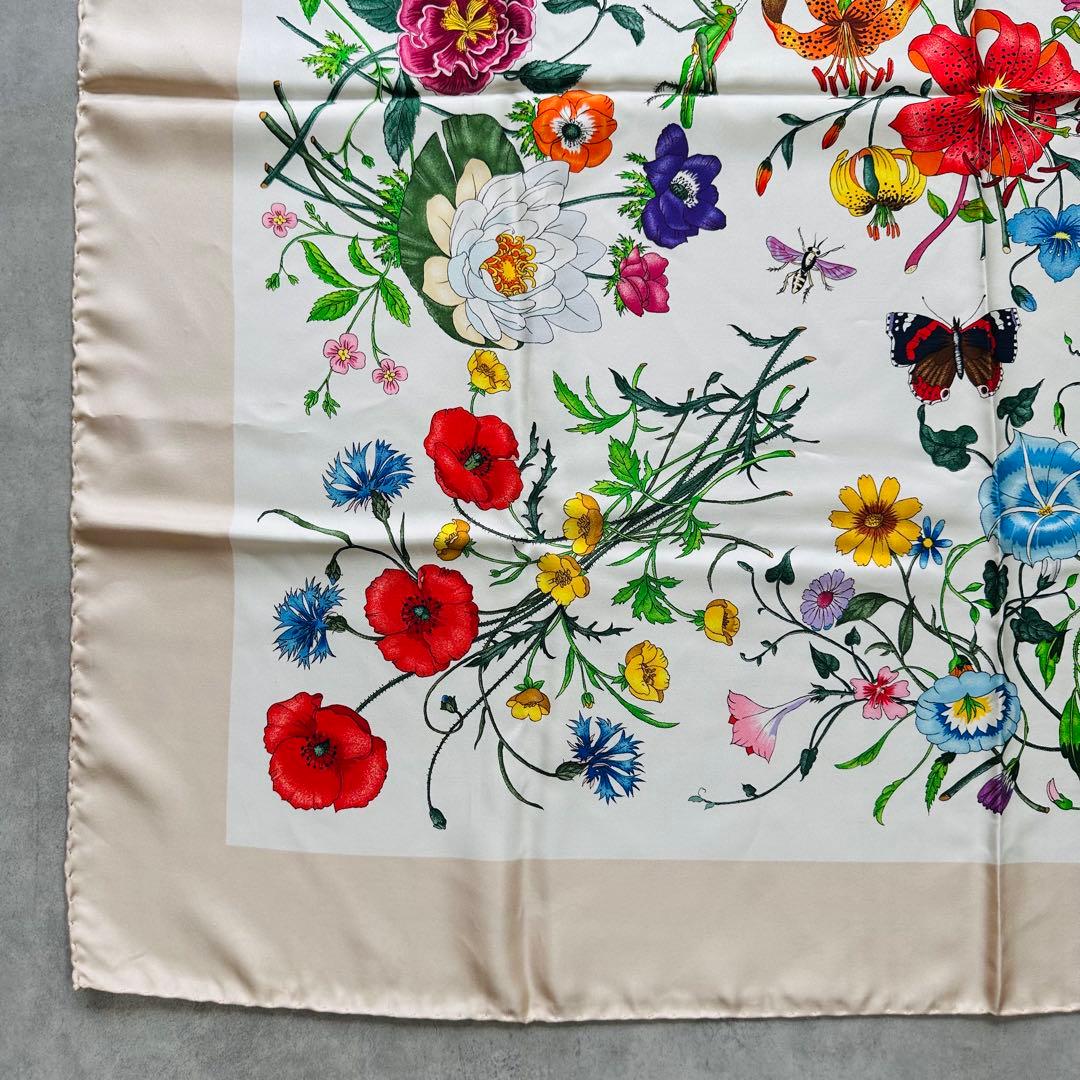 GUCCI Printed Flora silk twill carré 5