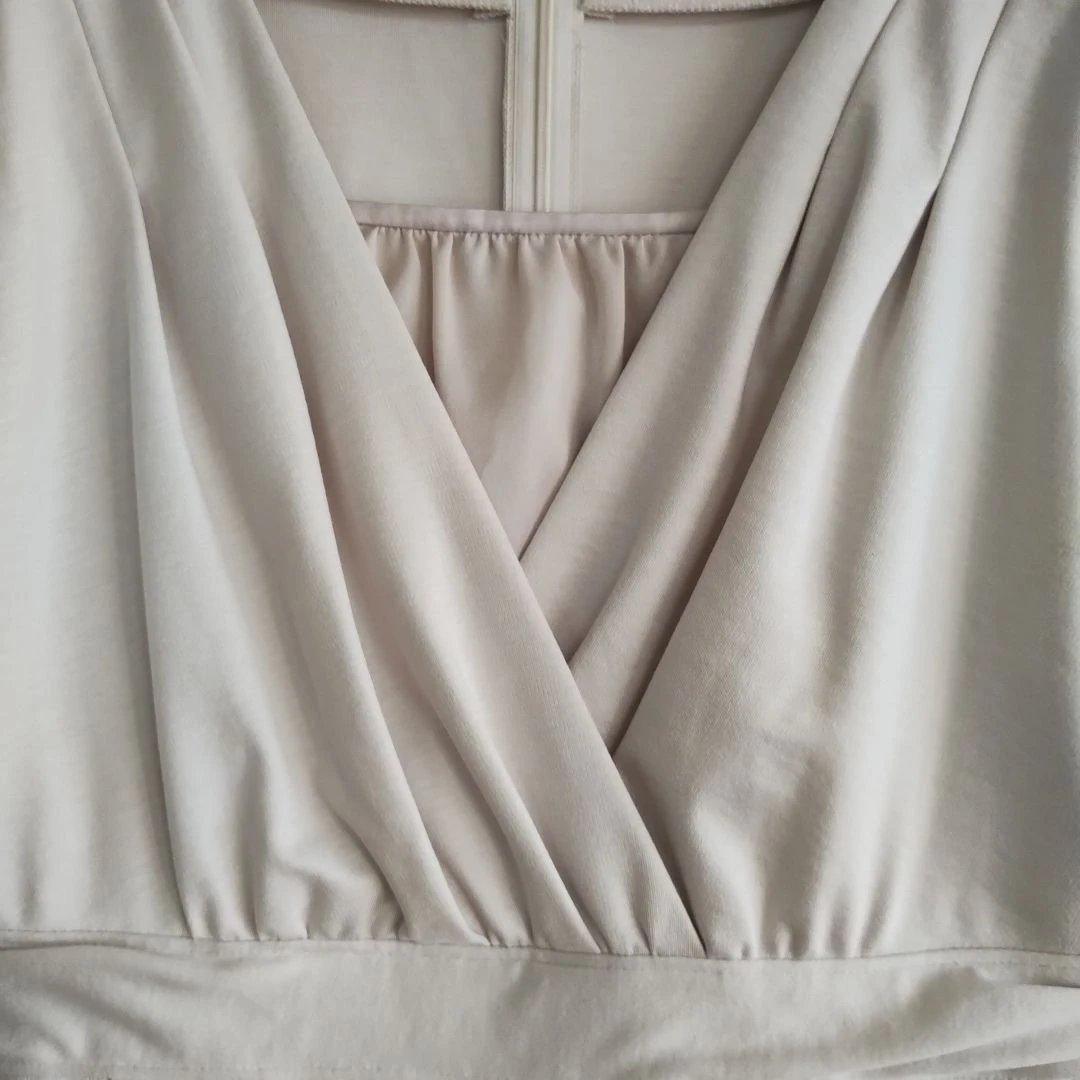 【ナチュラルビューティ】アイボリー Vネック 半袖 ひざ丈ワンピース38 4