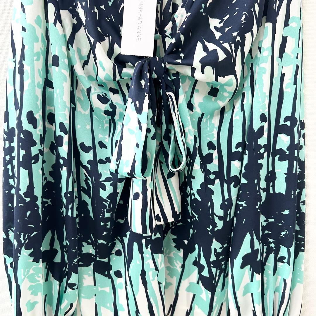 2026SS新品✨ピンキーアンドダイアン　インクフォレストプリントリボンブラウス 5