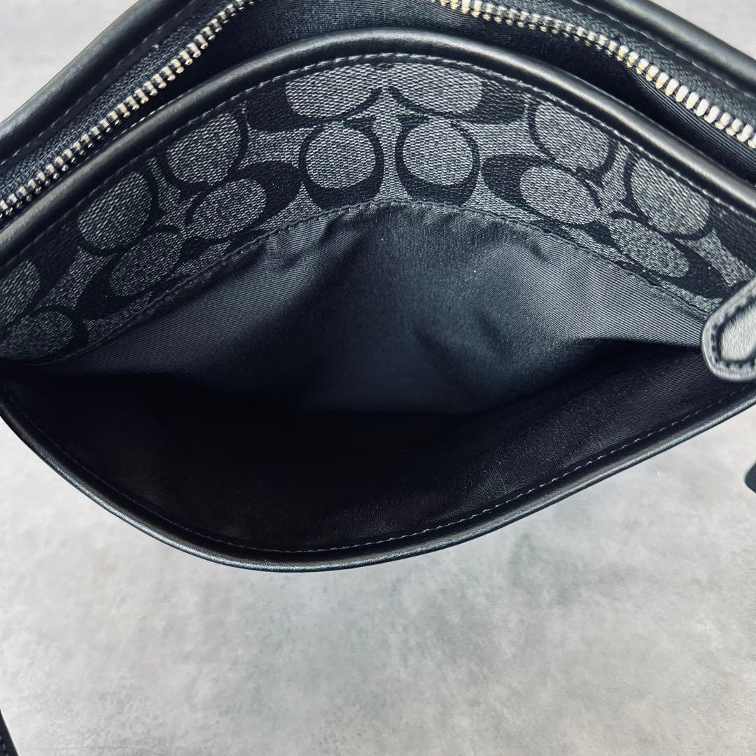 COACH Signature zip file xbody 15