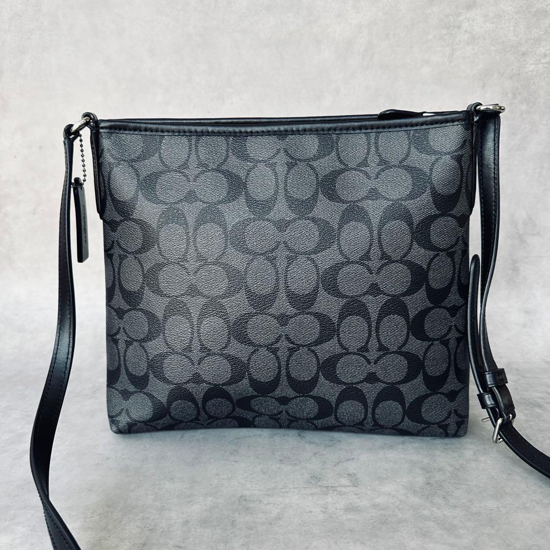 COACH Signature zip file xbody 3