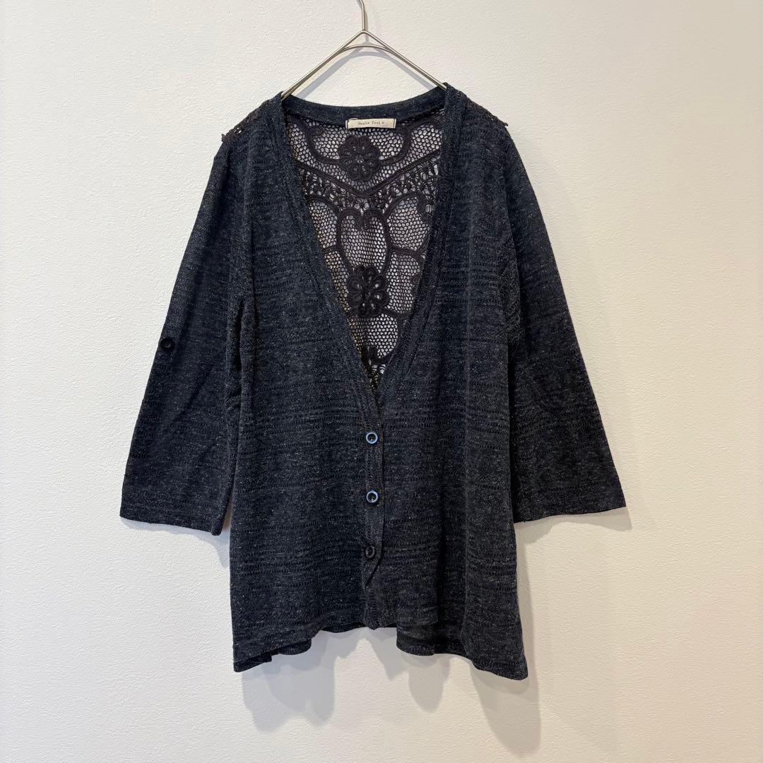 .カーディガン　Vネック　長袖　花柄　レース　黒 ブラック　おしゃれ