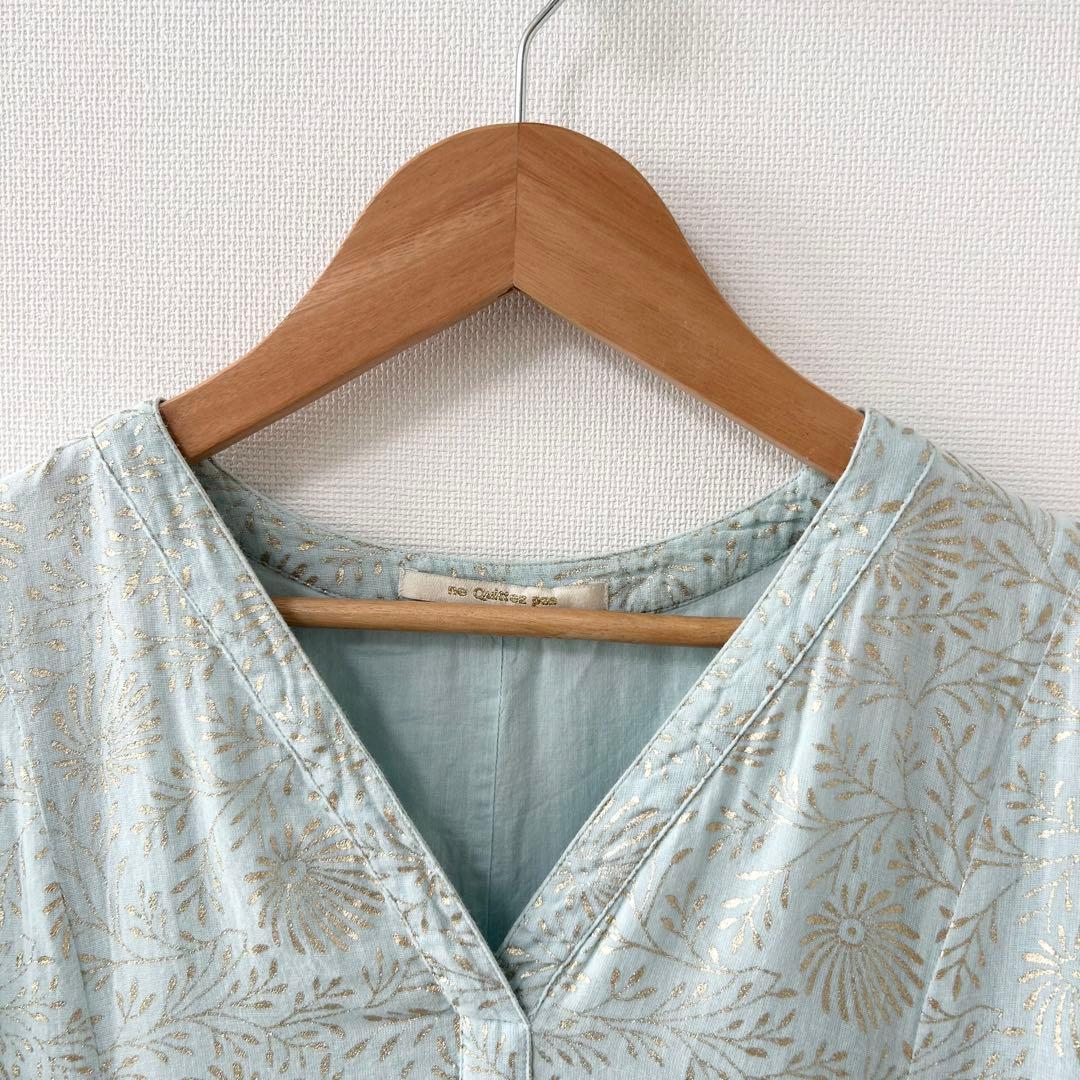 ヌキテパ　GOLD FLOWER PRINT PANEL DRESS ブルー 3