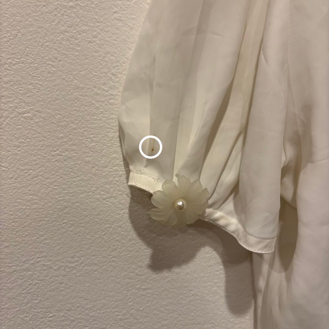 ケティ ブラウス 花モチーフ パール 半袖 アイボリー 白　M かわいい 4