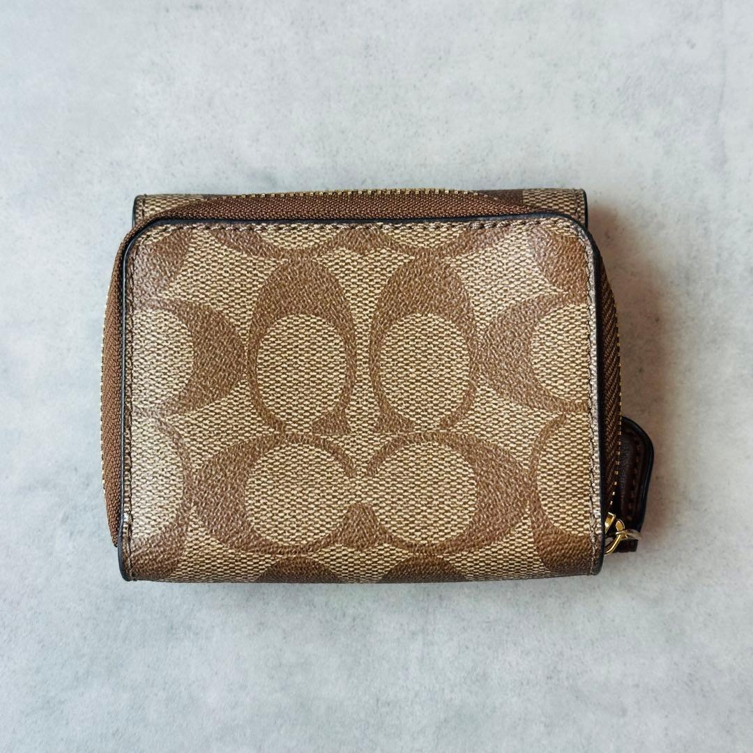 COACH ミニ トライフォールド ウォレット・シグネチャー キャンバス　① 2