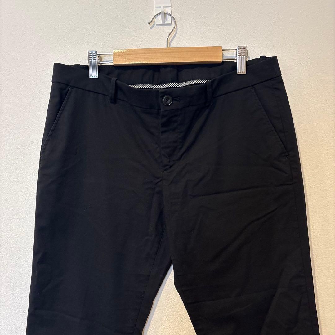 ユニクロ　スラックス　テーパードパンツ　黒 ブラック　レディース　S 無地 2