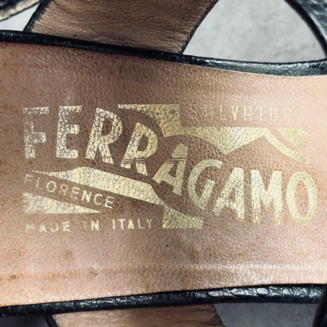 Salvatore Ferragamo リザード　ヴァラ　ストラップ　サンダル 11