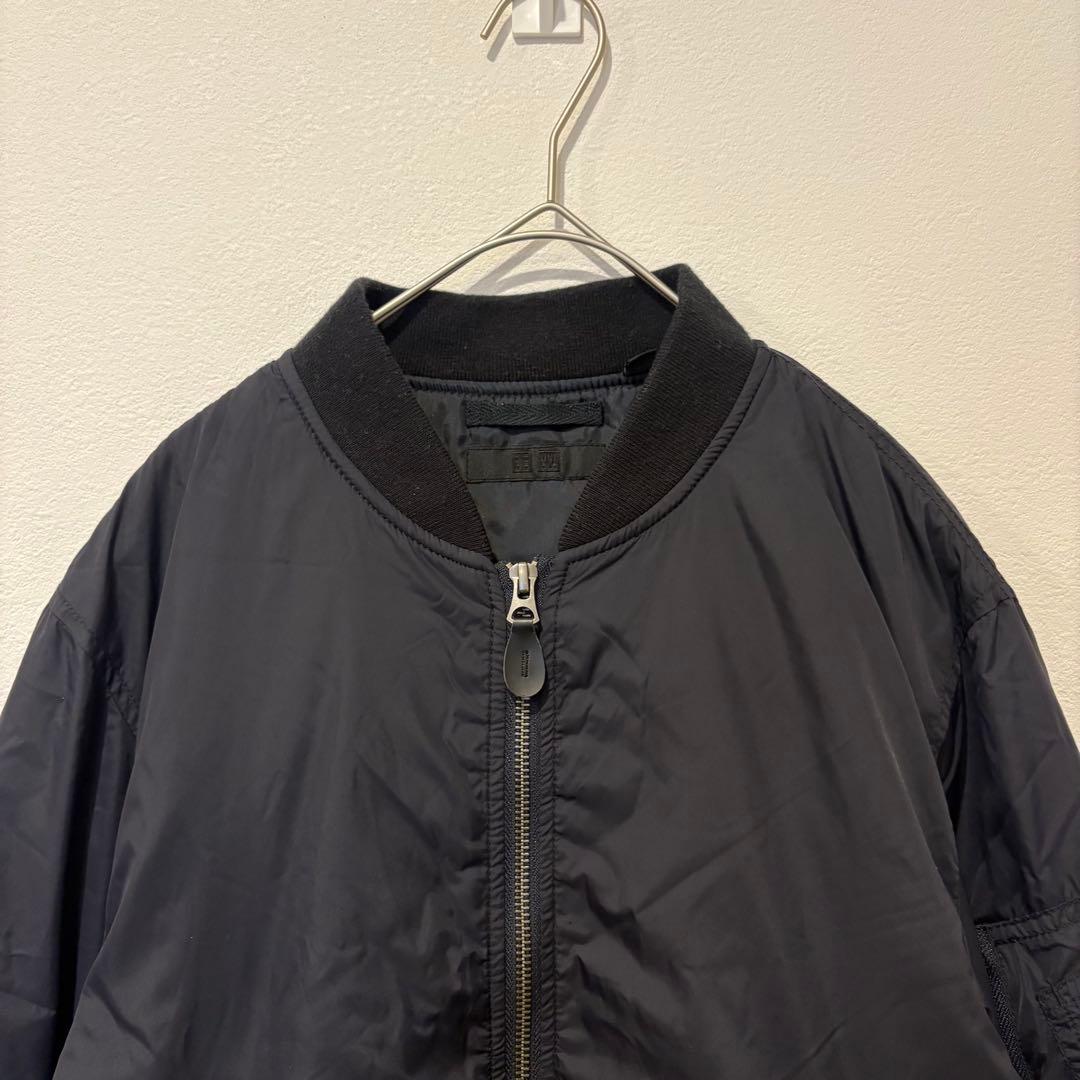 ユニクロ MA-1 ジャケット ブルゾン 黒 ブラック　M 防寒 ミリタリー 2