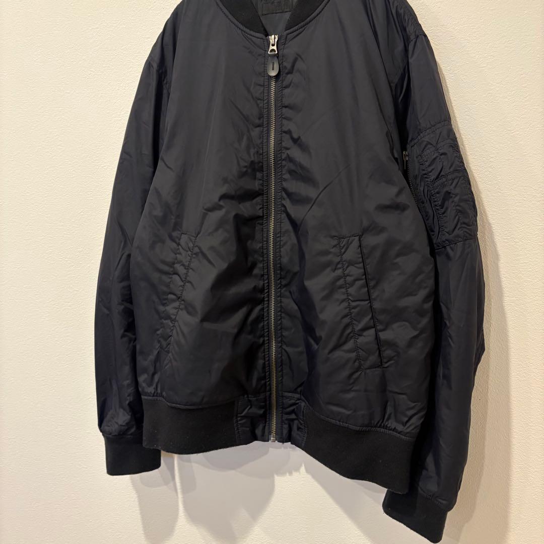 ユニクロ MA-1 ジャケット ブルゾン 黒 ブラック　M 防寒 ミリタリー 3