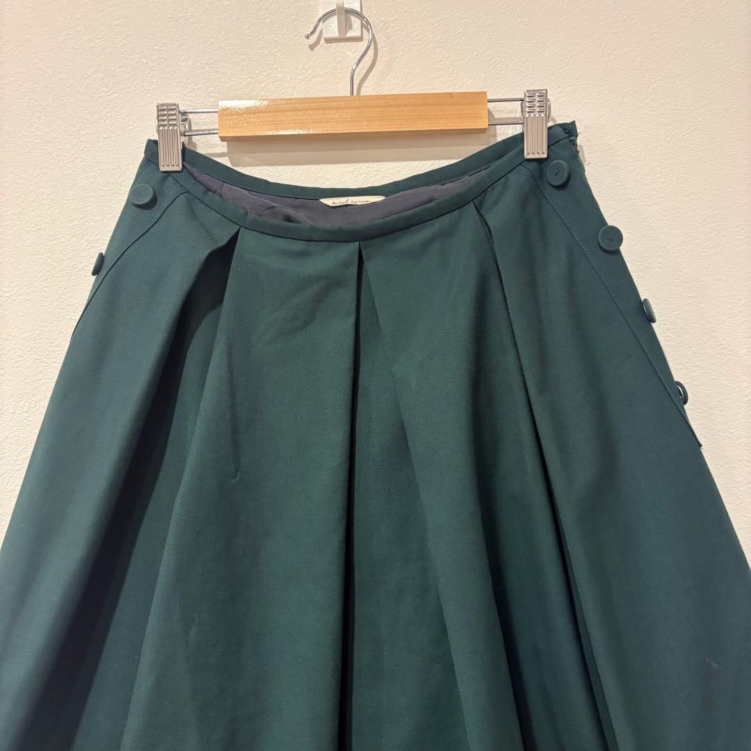 アウィーエフ フレアスカート 膝丈　タック ボタン グリーン 緑　38 M 2
