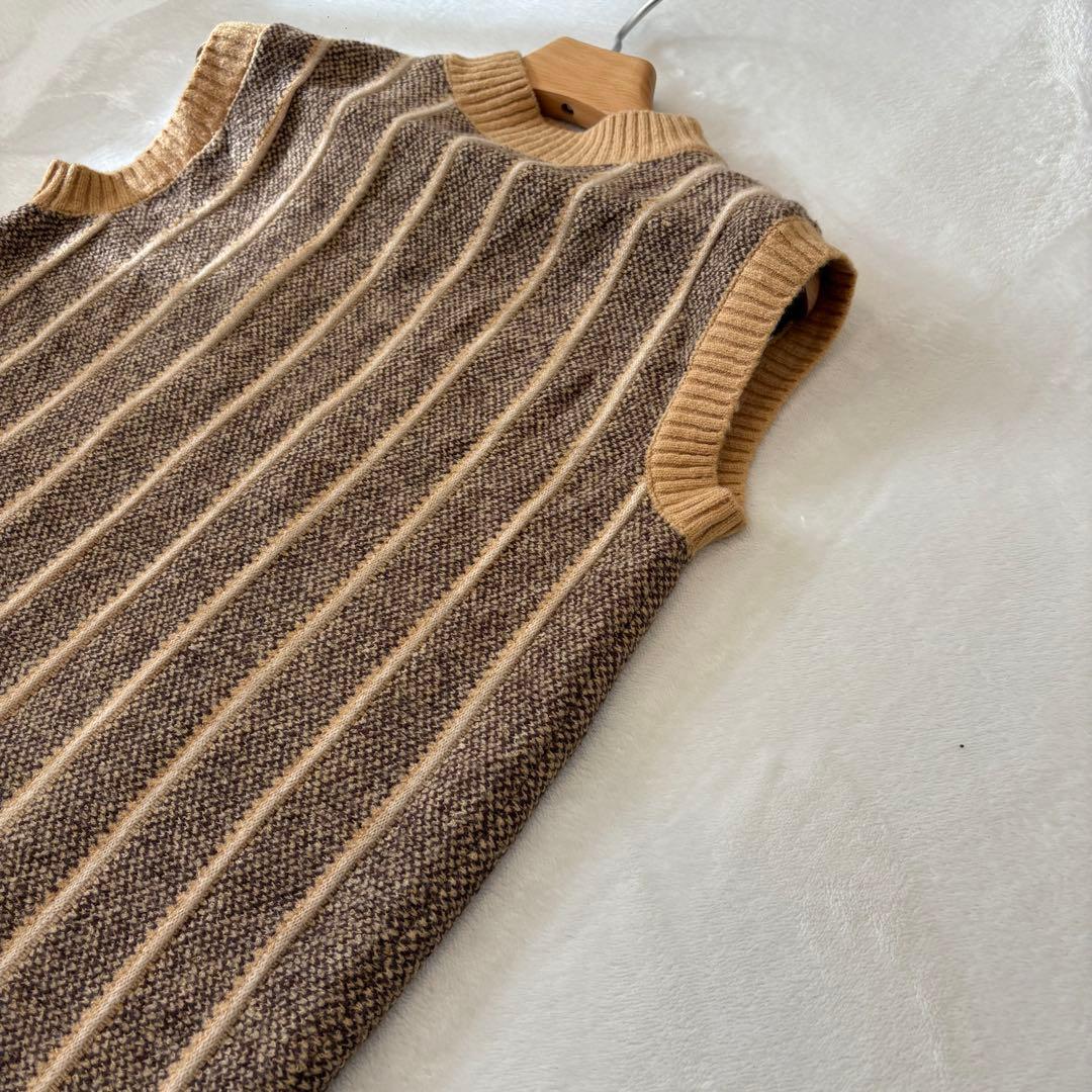 .フォルクシー　ニットベスト　ノースリーブ　茶色　ブラウン　重ね着　きれいめ 3