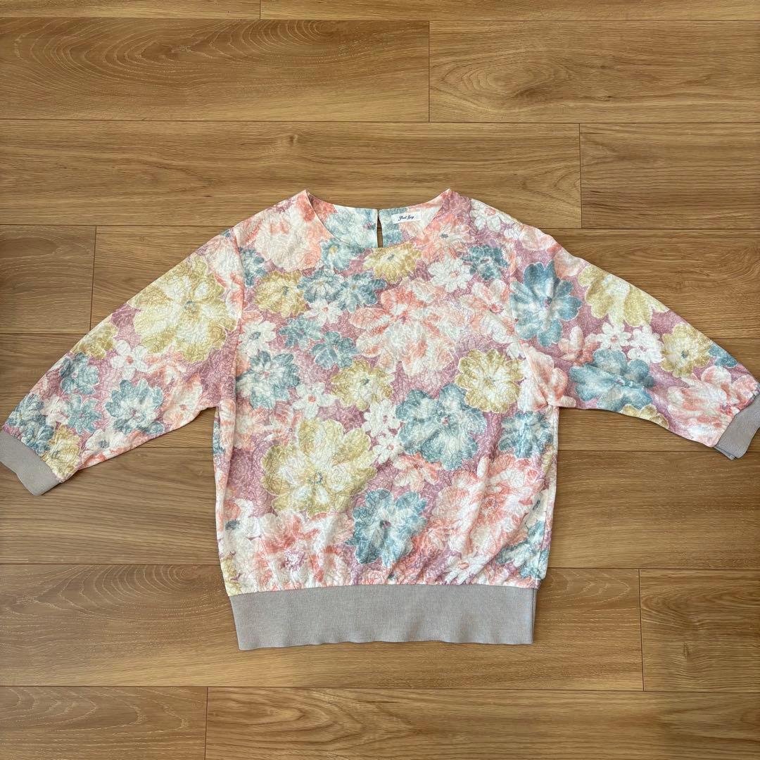 .カットソー　七分袖 花柄　パステル M〜L 春　スウェット風　上品　トップス