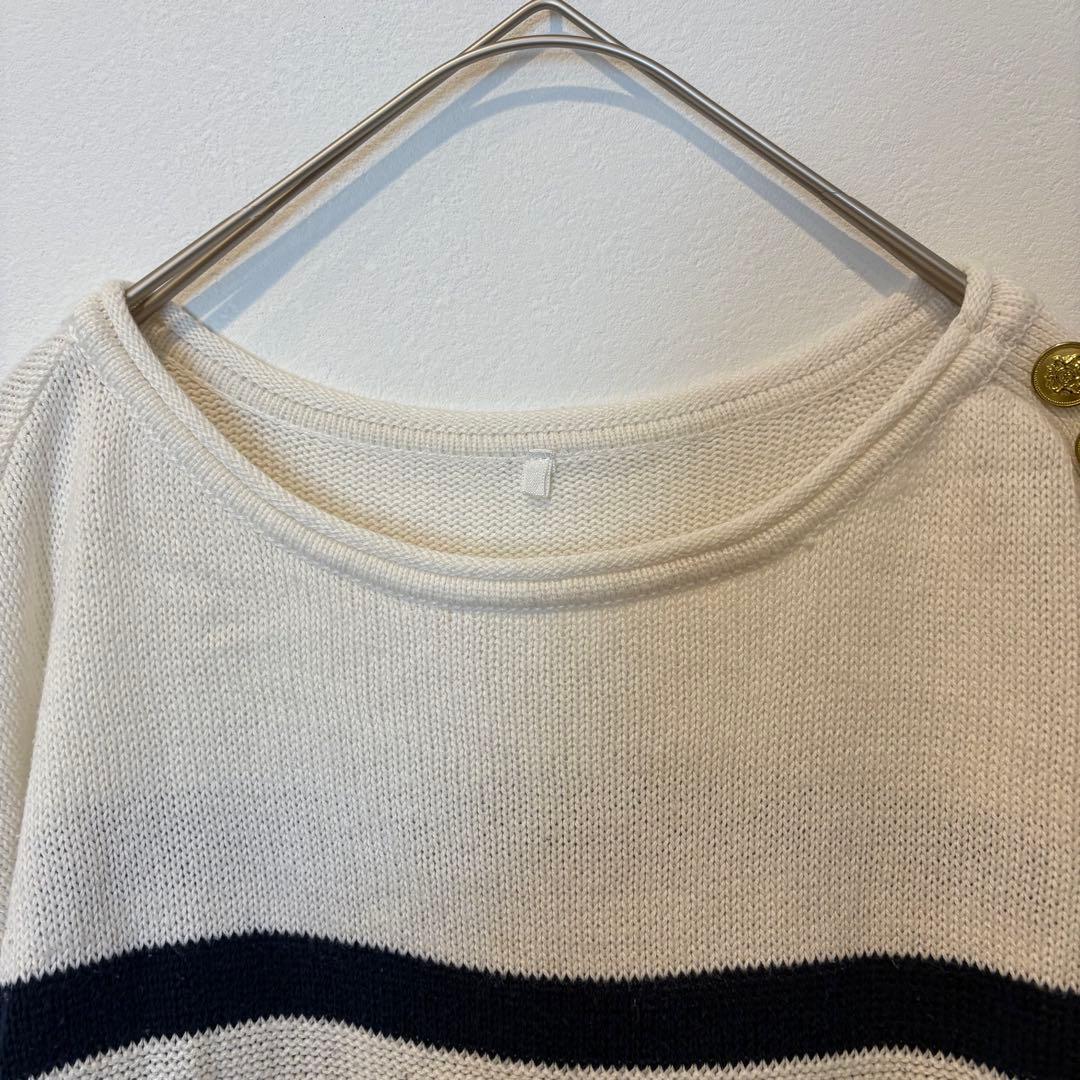 ボーダー ニットセーター 長袖　ゴールドボタン 白 ホワイト　M カジュアル 2