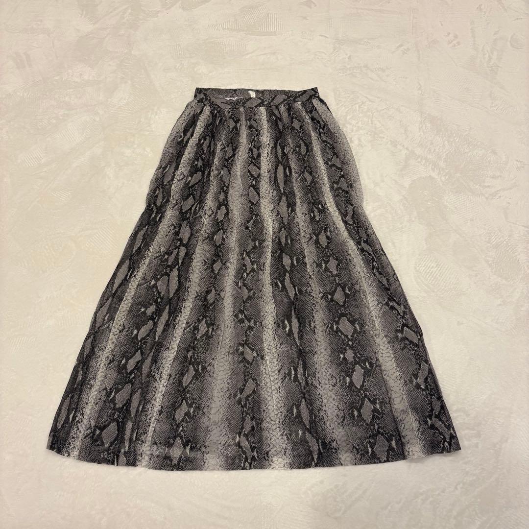 .ラッシーニ　アニマル柄　ロングスカート 蛇モノトーン グレー 11 上品 2