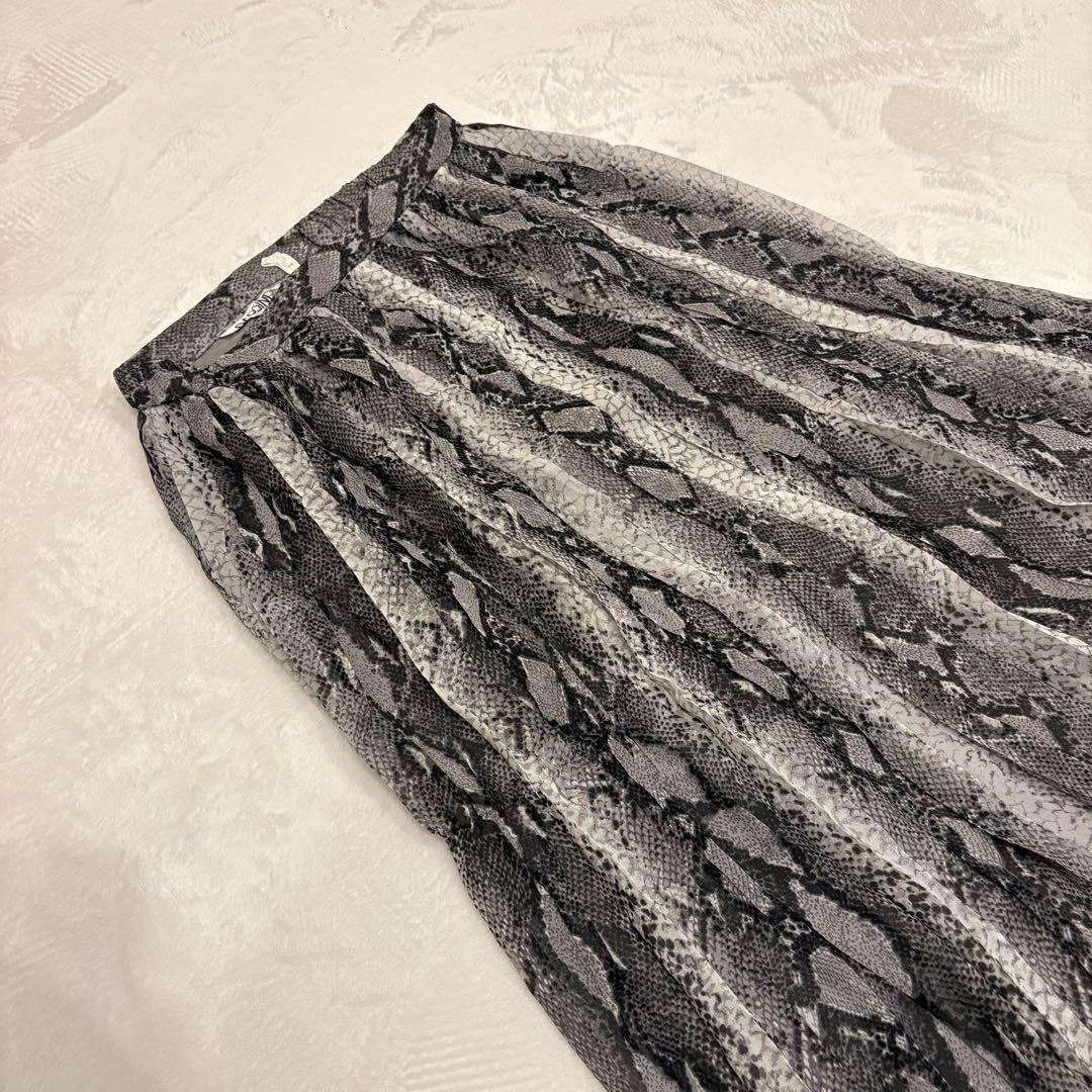 .ラッシーニ　アニマル柄　ロングスカート 蛇モノトーン グレー 11 上品 3