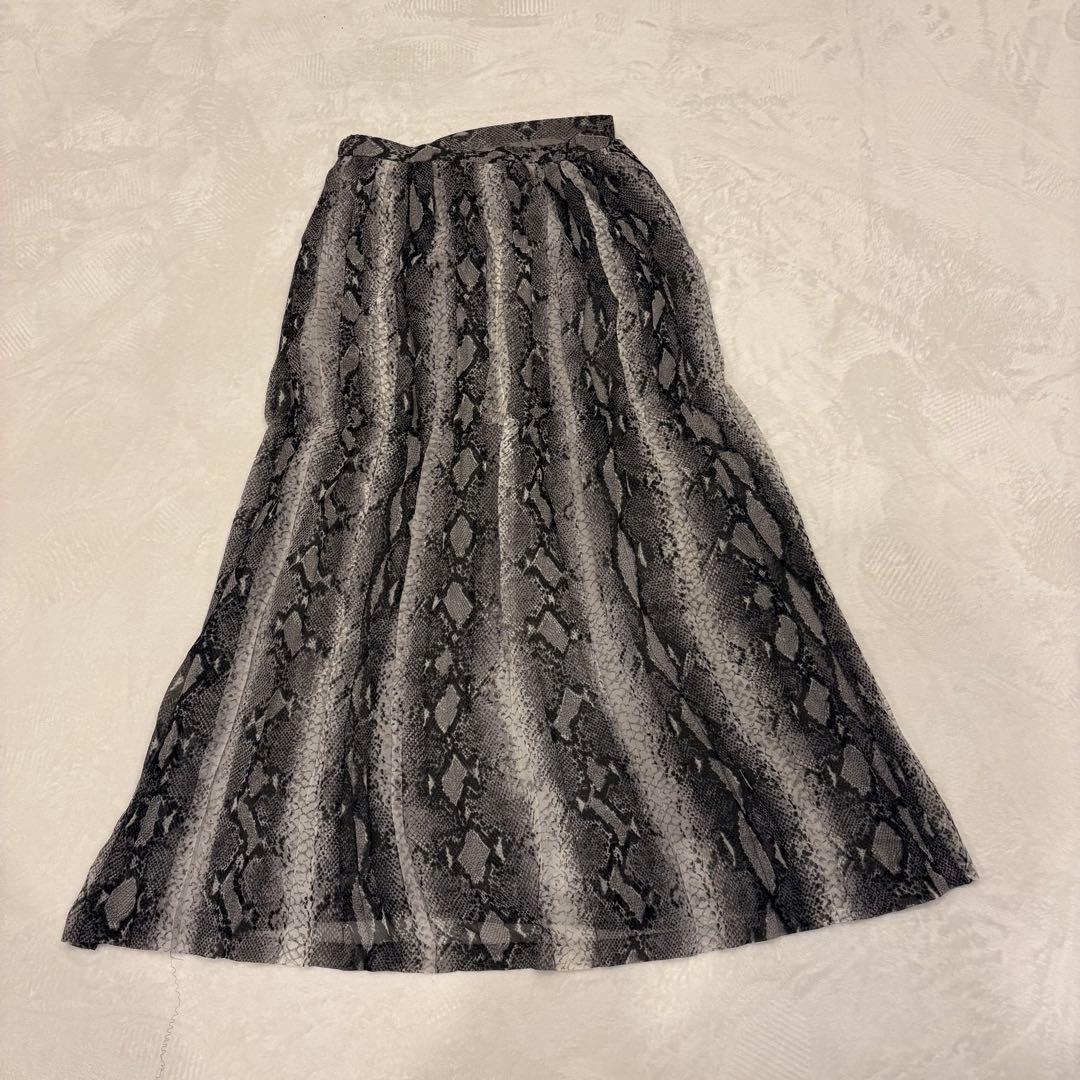 .ラッシーニ　アニマル柄　ロングスカート 蛇モノトーン グレー 11 上品 8