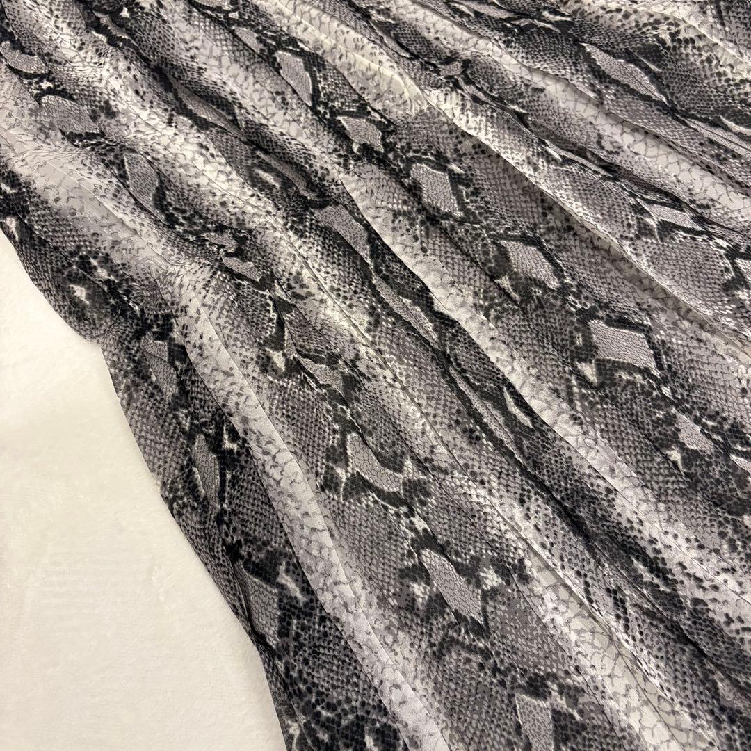 .ラッシーニ　アニマル柄　ロングスカート 蛇モノトーン グレー 11 上品 10
