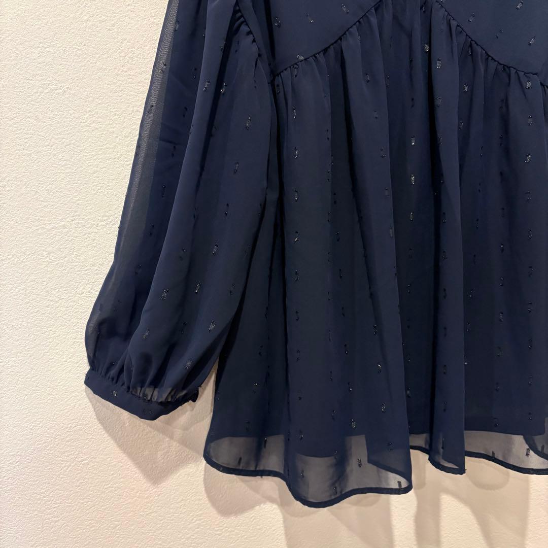 ナチュラルビューティーベーシック ブラウス シアー ドット 紺色　ネイビー M 4