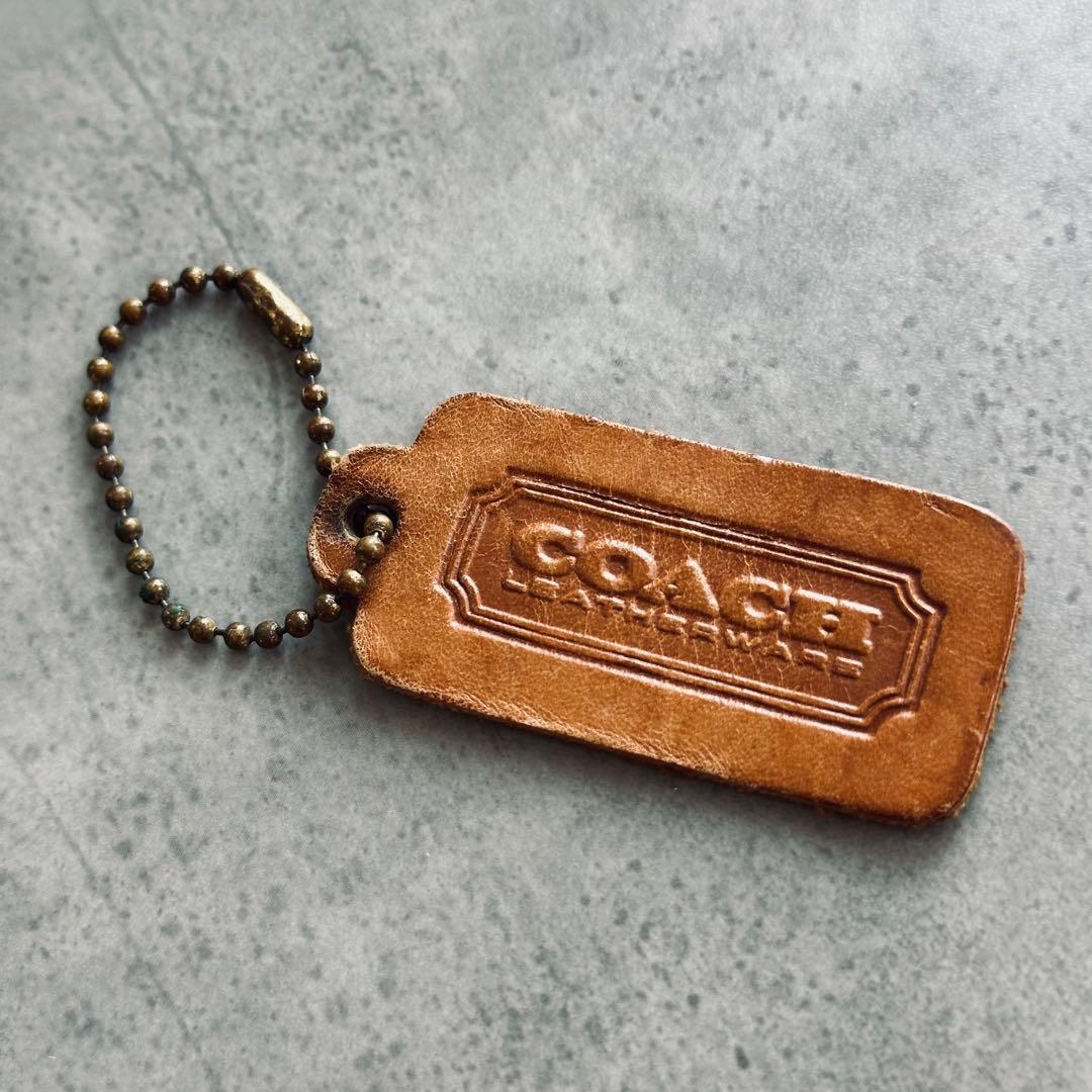 OLD COACH leather one-side hangtag charm