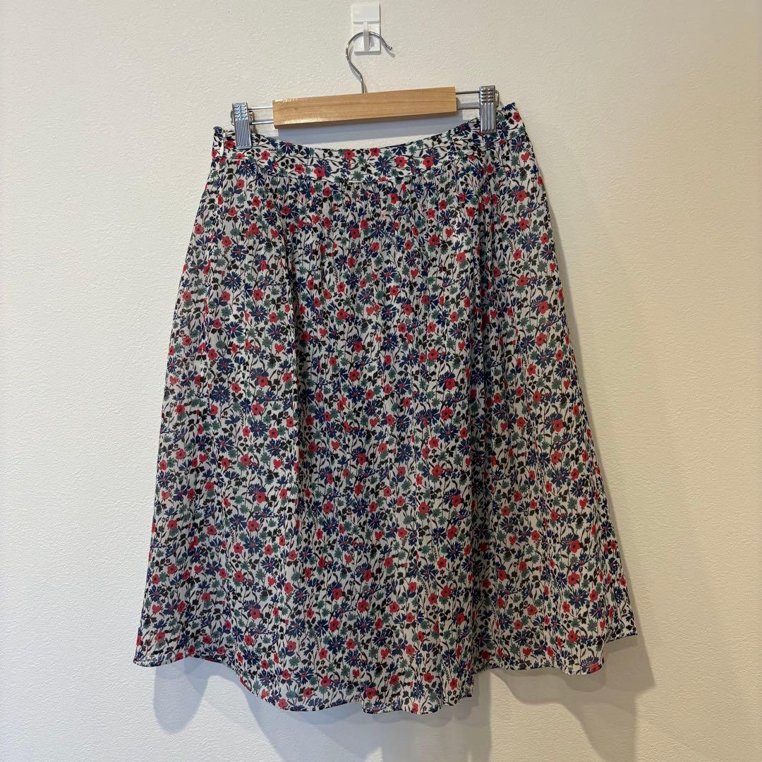 SCENE DEUX 花柄 フレアスカート 膝丈 総柄 Mサイズ　かわいい 4