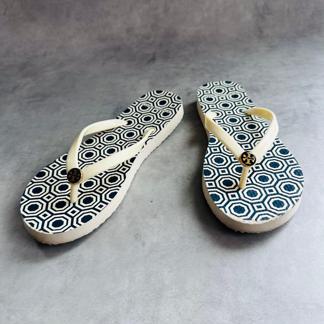 Tory Burch ジオメトリック柄ビーチサンダル 4