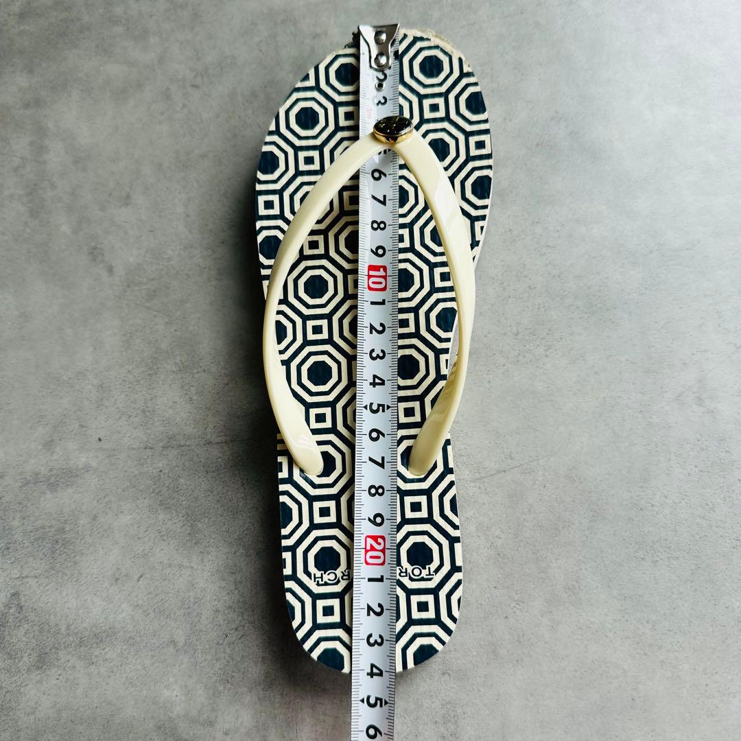 Tory Burch ジオメトリック柄ビーチサンダル 9