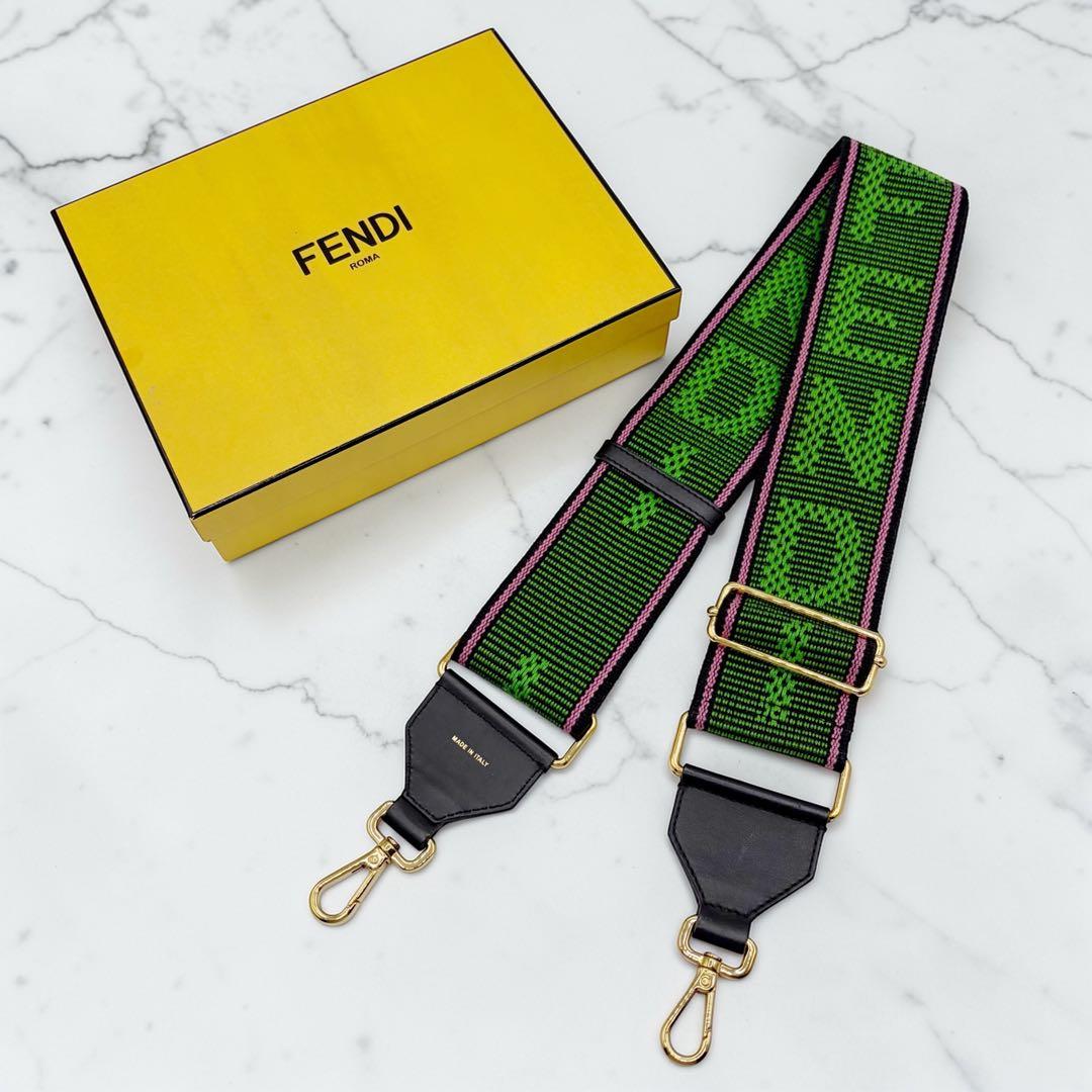 ⭐️美品⭐️ フェンディ ストラップユー ロゴ ショルダーストラップ