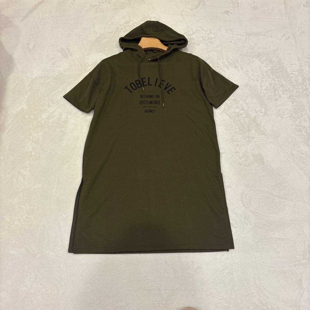 .セシルマクビー　Tシャツワンピース　半袖　フード　カーキ 緑　M チュニック 2