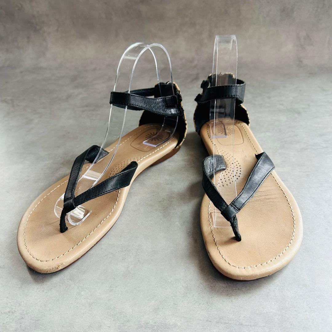 UGG Tarra（タラ） トングサンダル　ビーチサンダル 5
