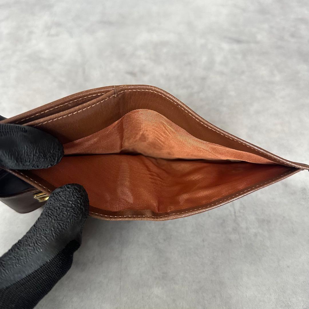 CELINE トリオンフ　がま口　二つ折り財布　ヌバック　キャメル 12