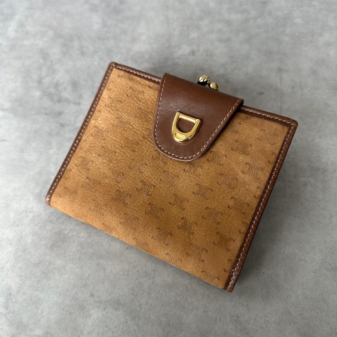 CELINE トリオンフ　がま口　二つ折り財布　ヌバック　キャメル 3