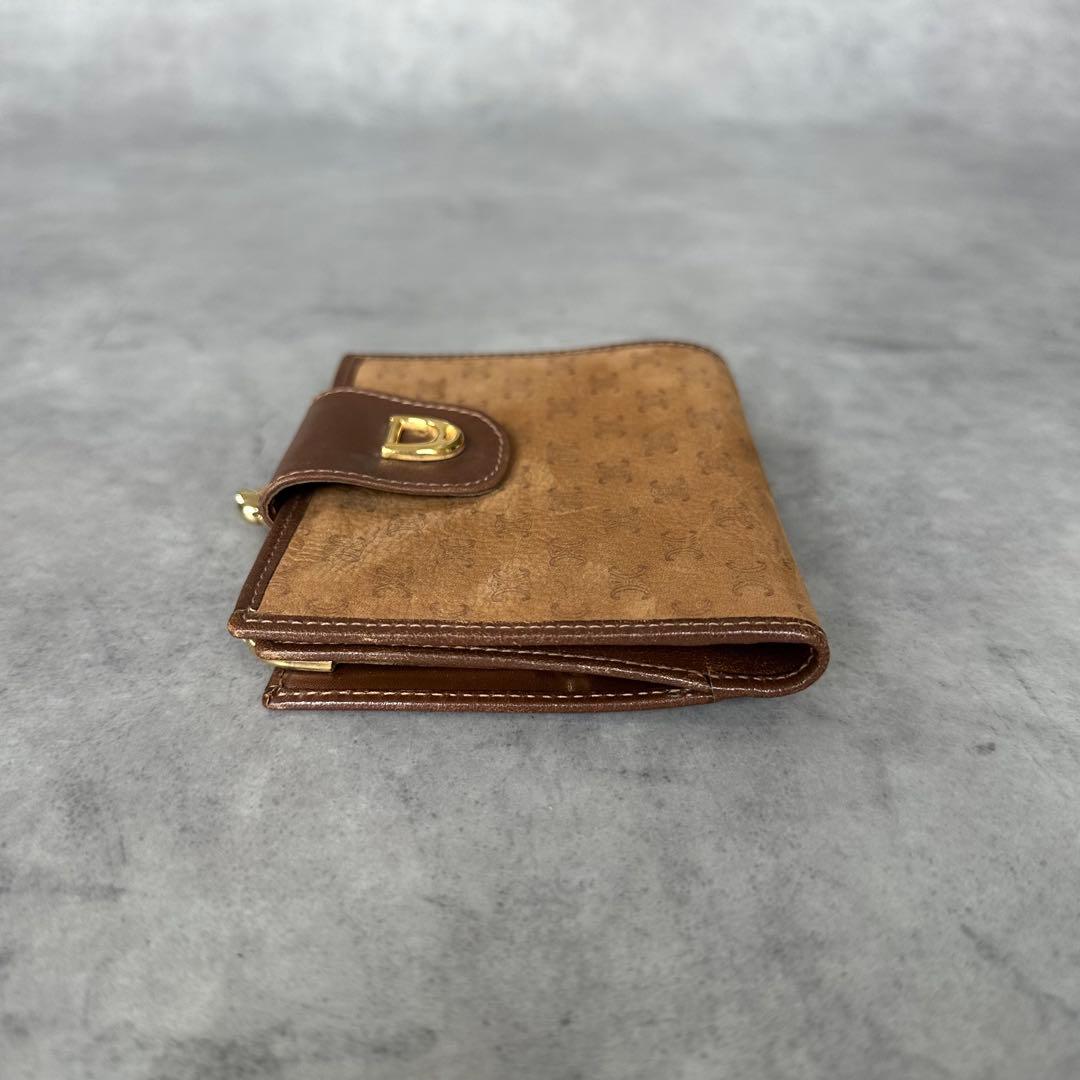 CELINE トリオンフ　がま口　二つ折り財布　ヌバック　キャメル 7