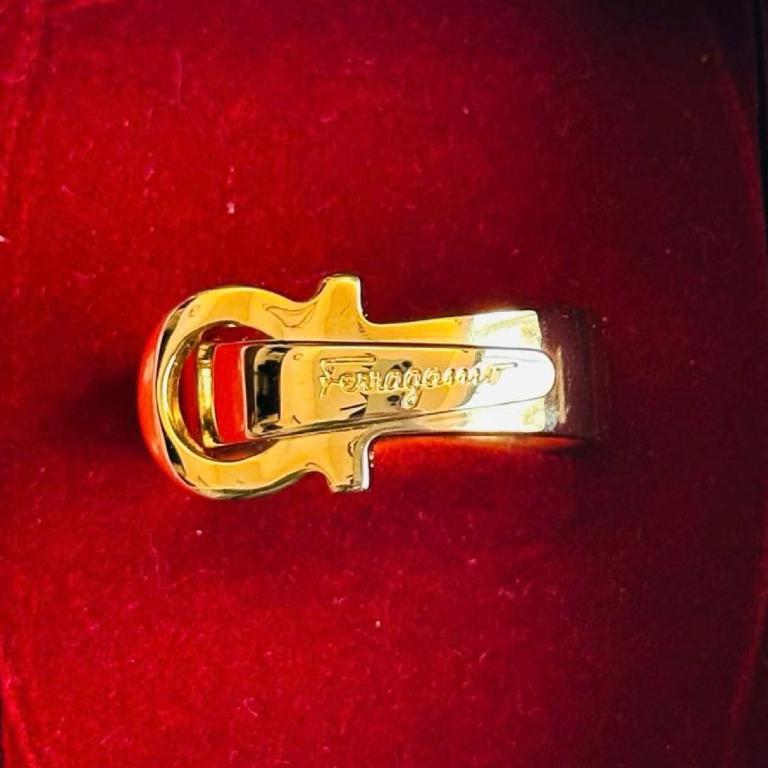 Salvatore Ferragamo ガンチーニ　ゴールドスカーフリング 5