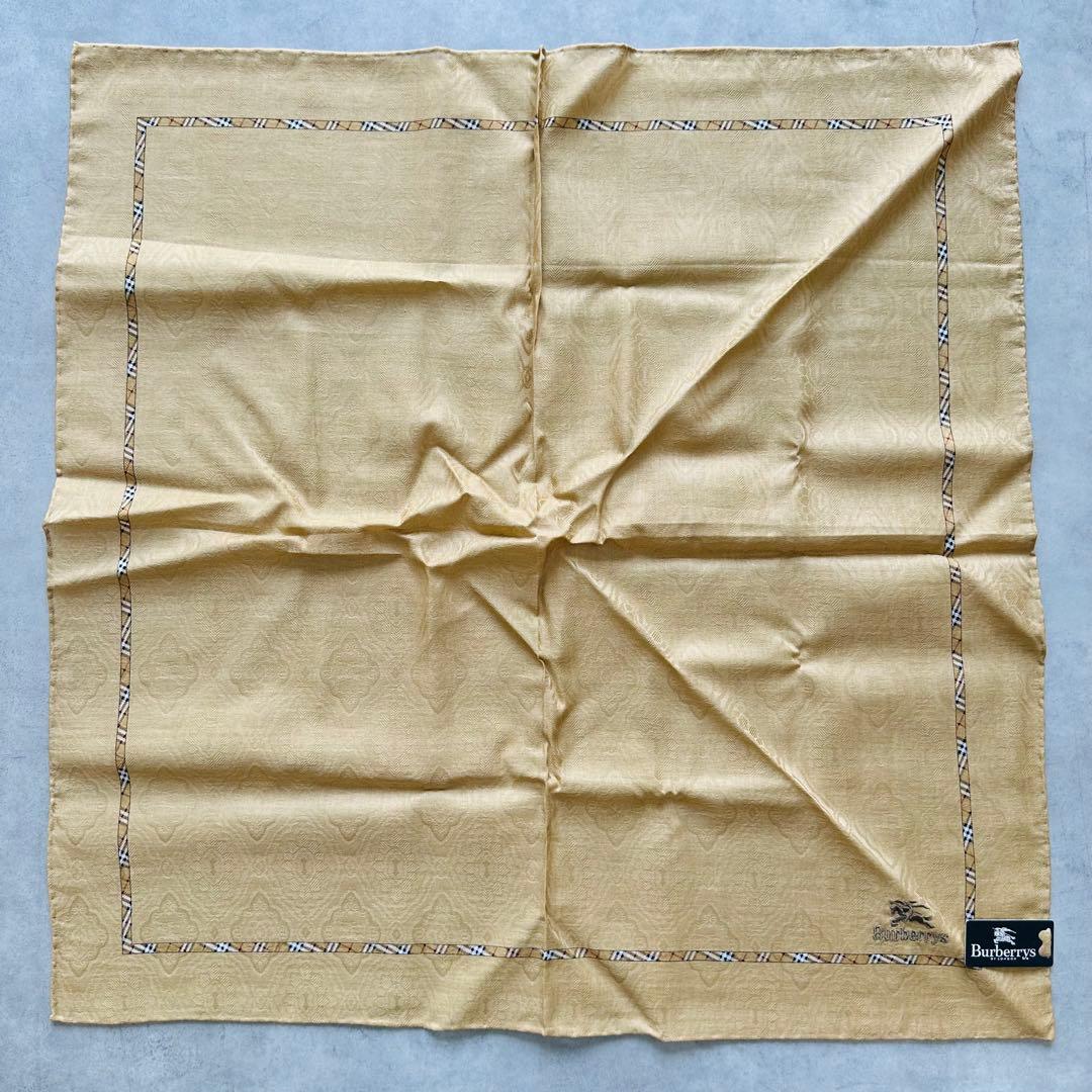 未使用✨BURBERRY ハンカチ 4点セット ノバチェック 刺繍ホースロゴ 5
