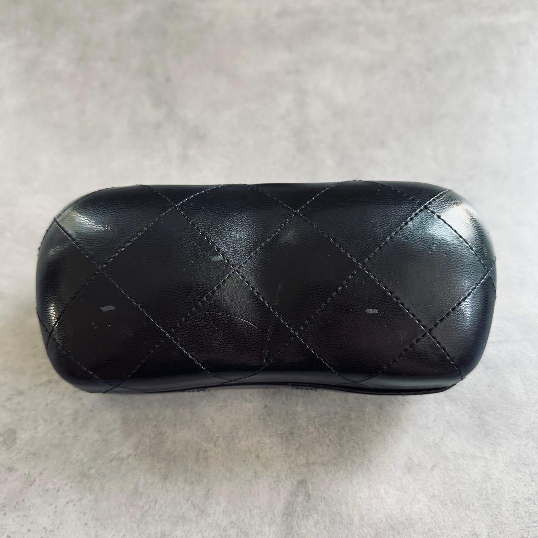 CHANEL ココマーク マトラッセ キルティング メガネケース　① 3