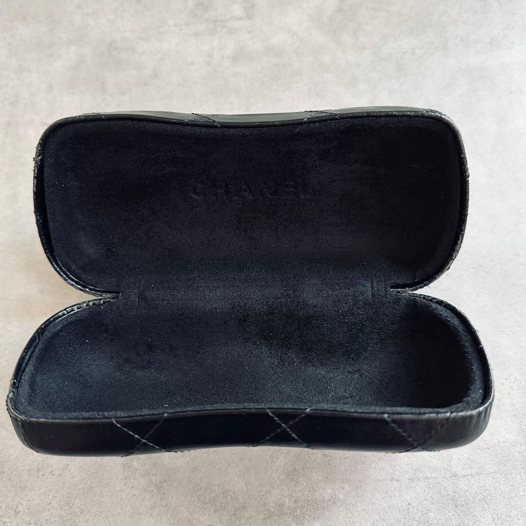 CHANEL ココマーク マトラッセ キルティング メガネケース　① 4
