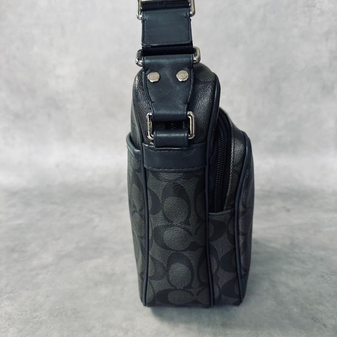 COACH Heritage Striped Flight Bag 5