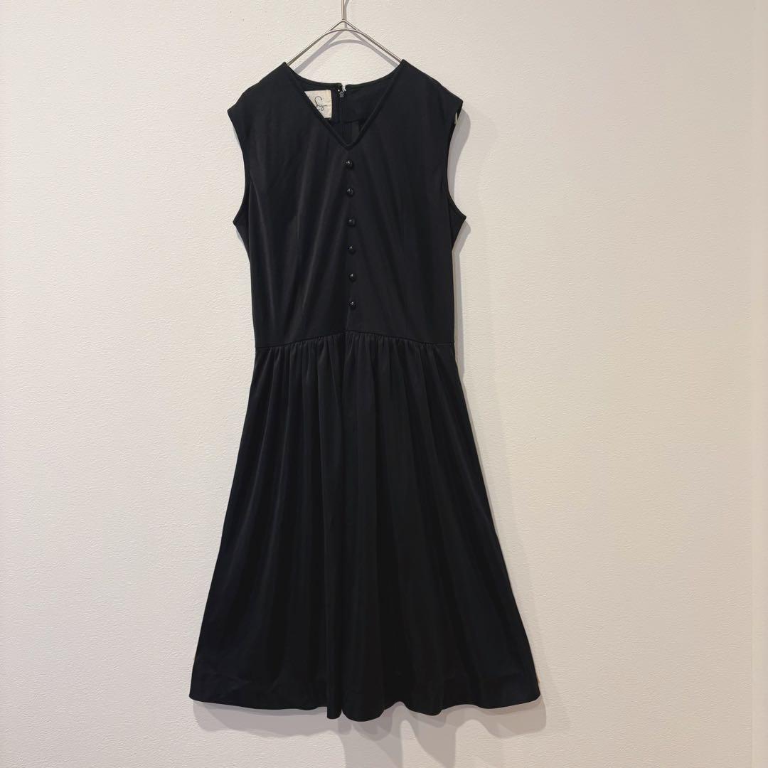 ミカレディ ノースリーブ ワンピース フレア 膝丈　黒 ブラック　9号 M相当
