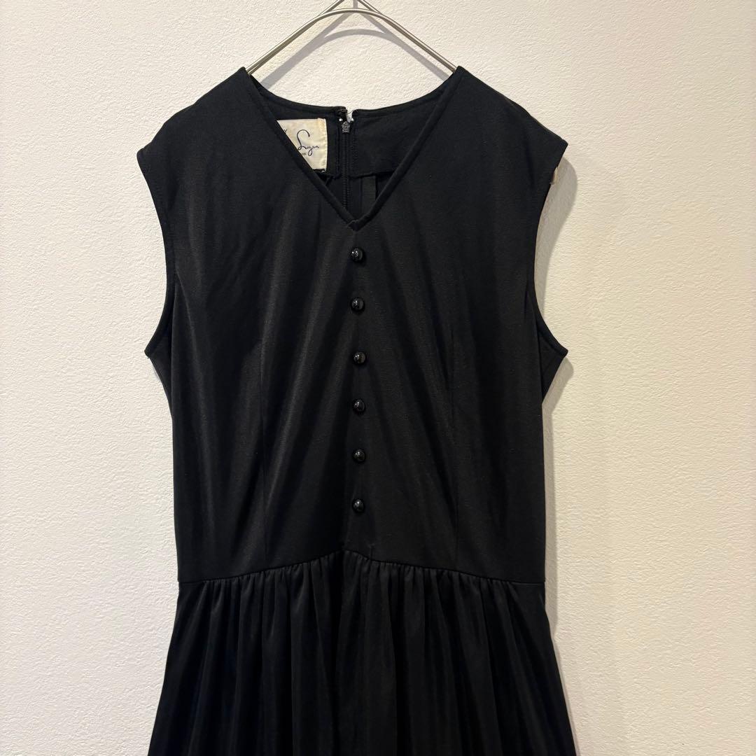 ミカレディ ノースリーブ ワンピース フレア 膝丈　黒 ブラック　9号 M相当 2