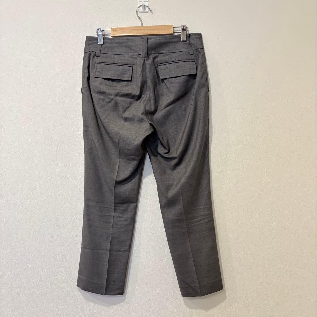 ナチュラルビューティーベーシック スラックス テーパードパンツ グレー M 4