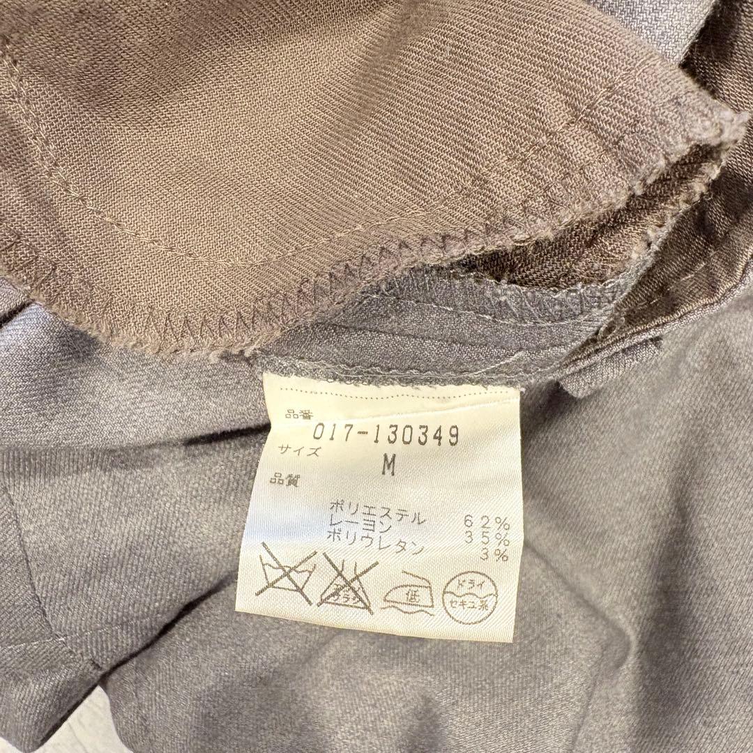 ナチュラルビューティーベーシック スラックス テーパードパンツ グレー M 9