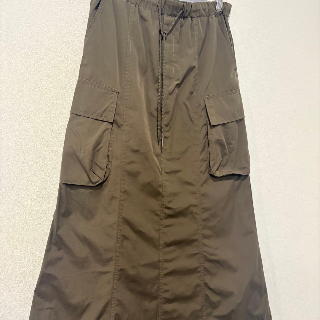 GU ロングスカート　カーキ　緑　ポケット付き　Mサイズ　カーゴ 3