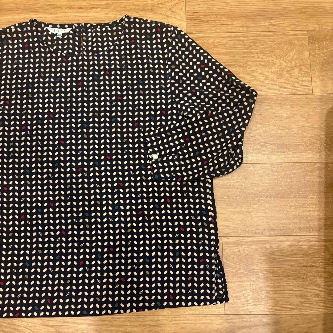 .【美品】B.B.N.Y 柄 長袖　ブラウス 黒 ブラック　薄手 M相当 3