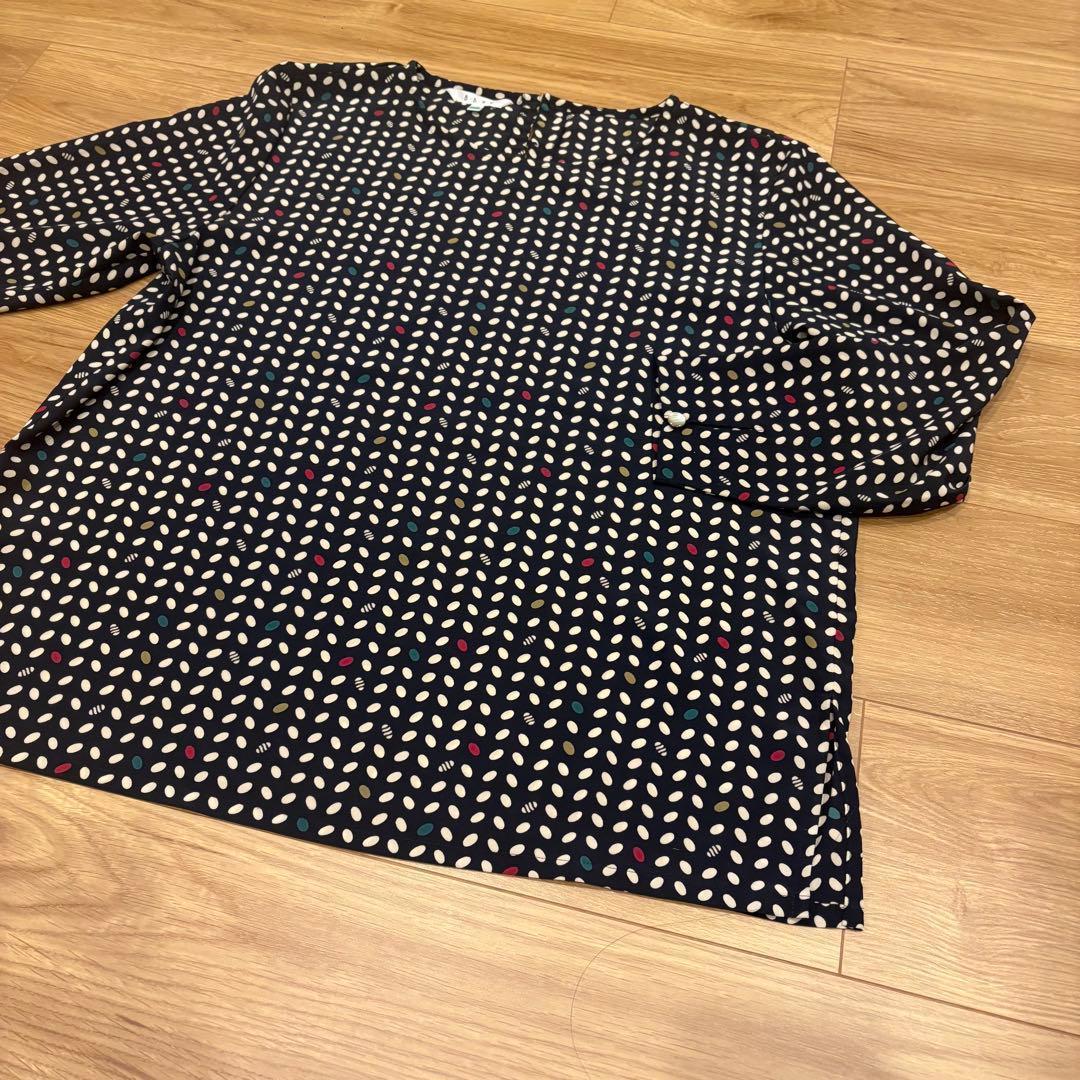 .【美品】B.B.N.Y 柄 長袖　ブラウス 黒 ブラック　薄手 M相当 4