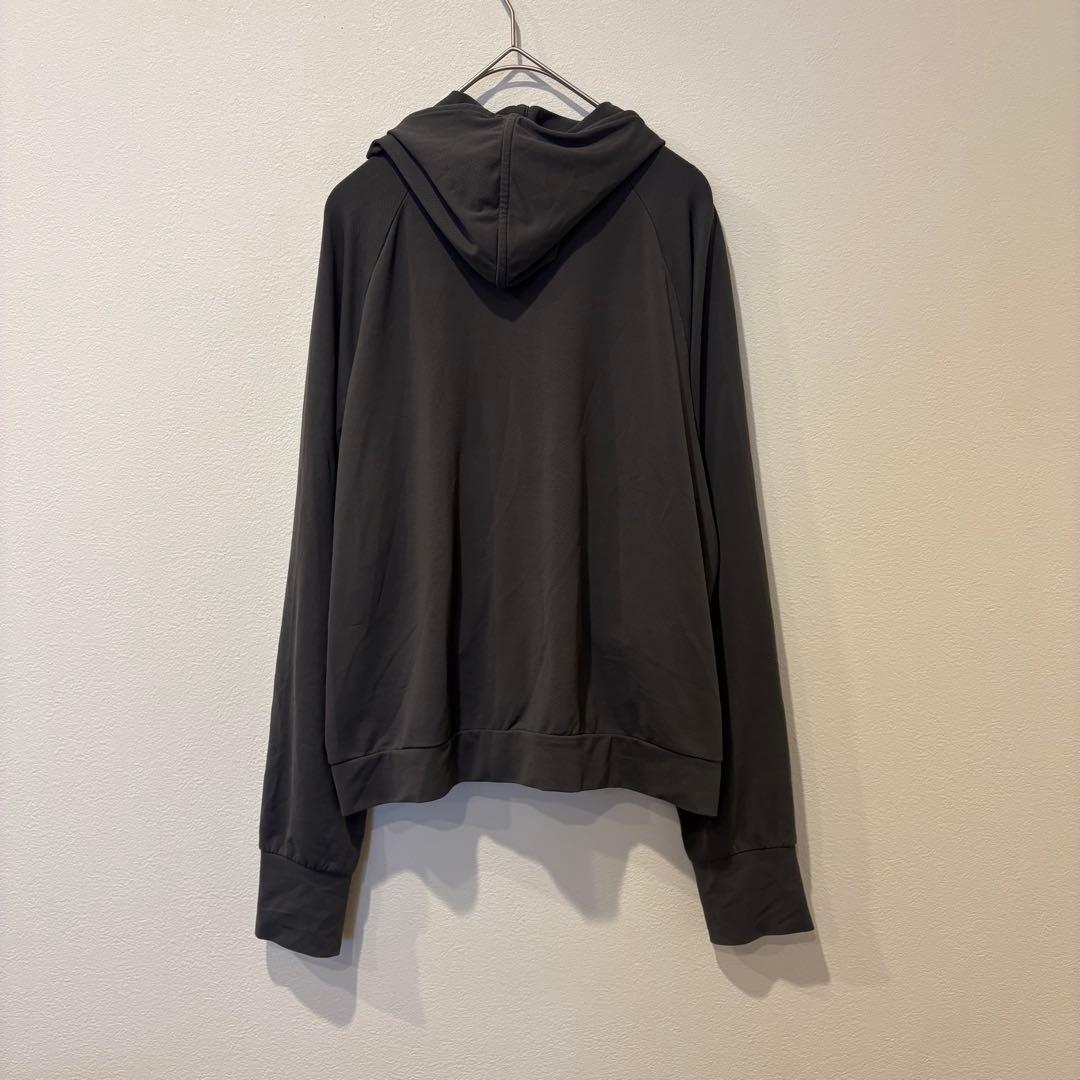 ユニクロ エアリズム パーカー　ストレッチ グレー M 長袖 UVカット 速乾 6