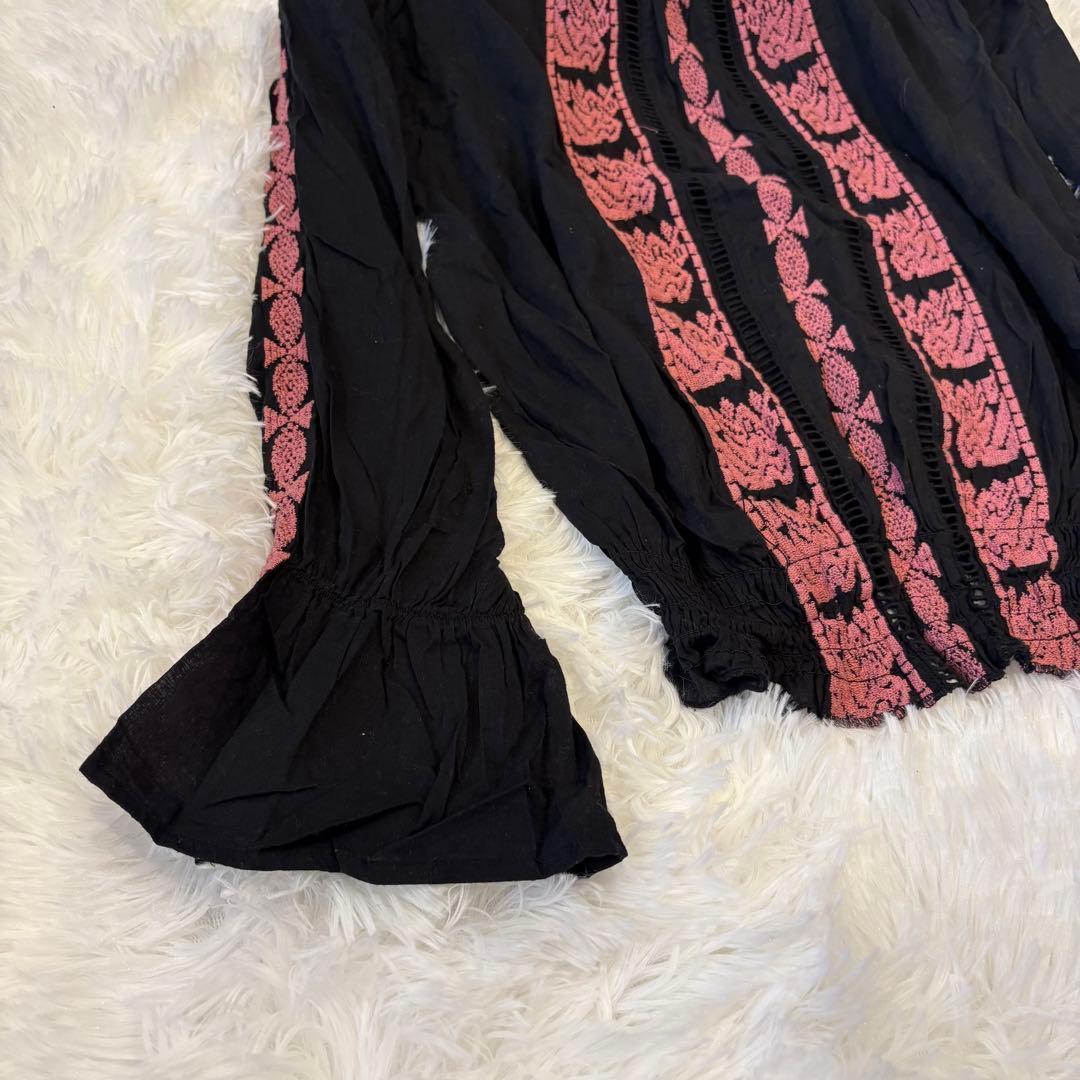 .ミスティック 刺繍 シアーブラウス 透け感 フレア　黒 ブラック　ピンク 3