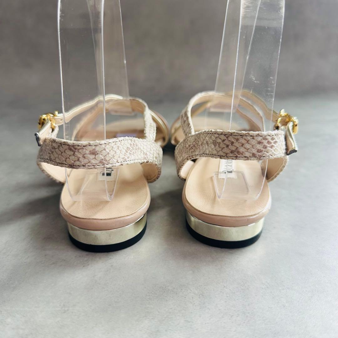 未使用✨DIANA ゴールド＆パイソン　クロスストラップ　フラットサンダル 5