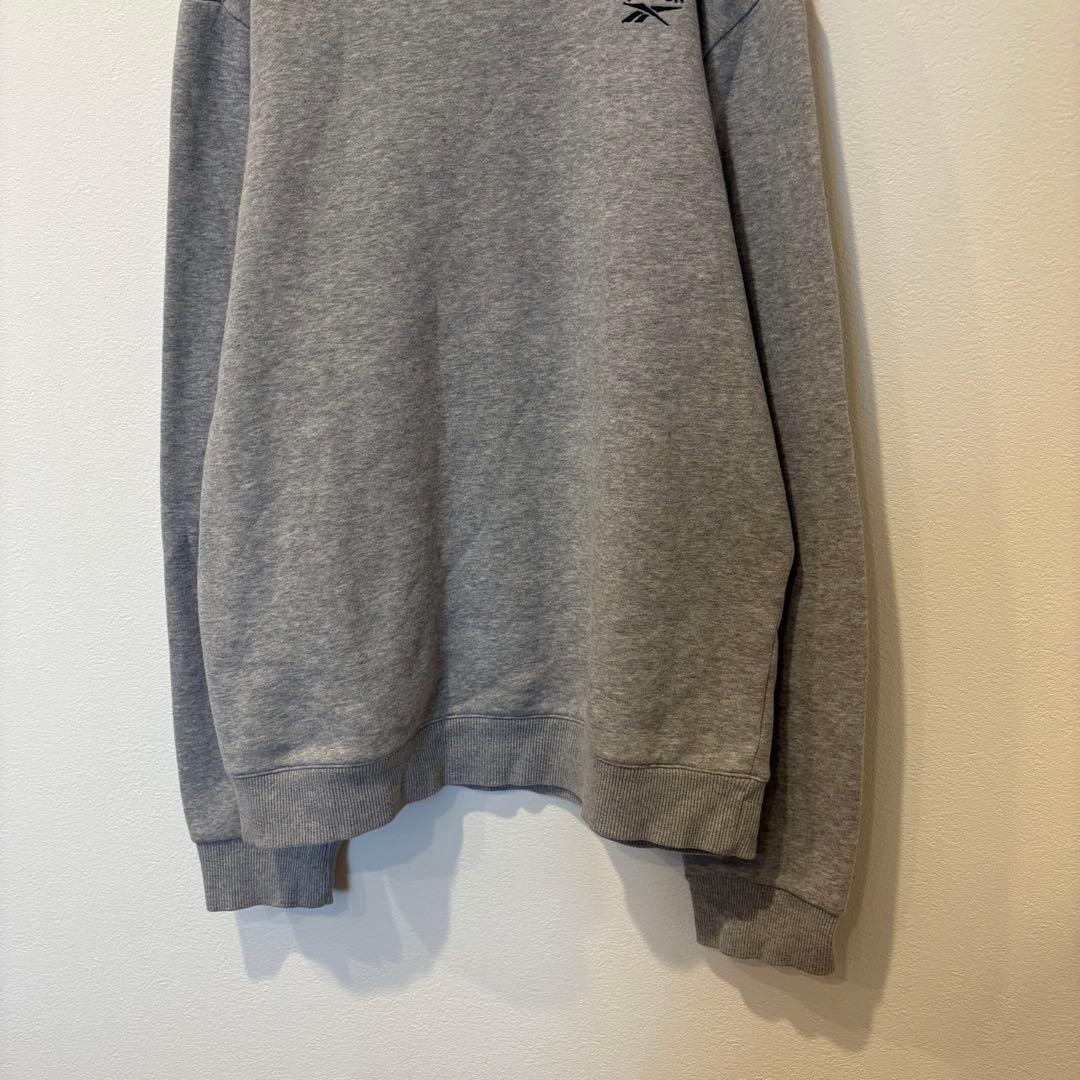 リーボック スウェット トレーナー ロゴ 刺繍 灰色　グレー メンズ　男女着用可 4