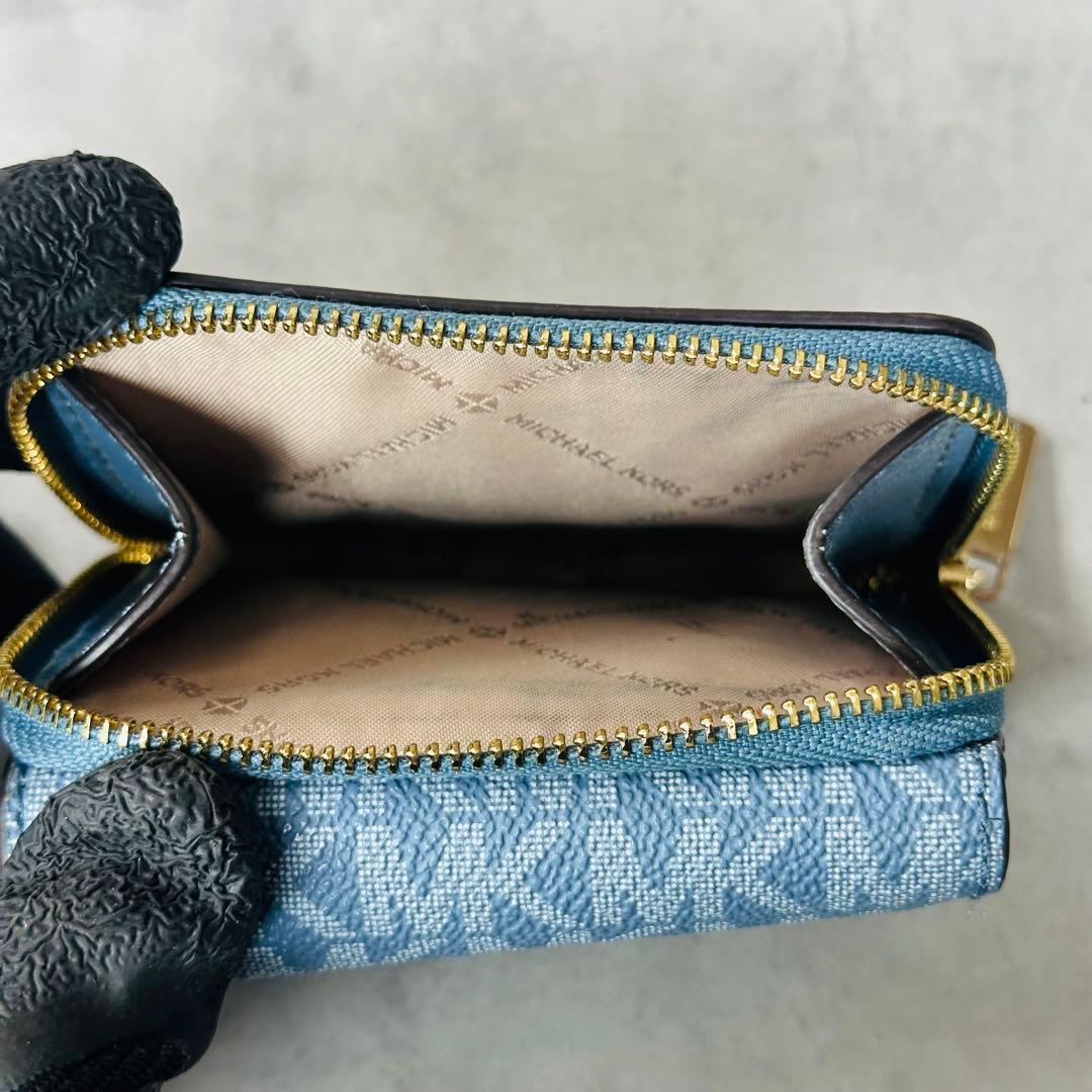 MICHAEL KORS JET SET TRAVEL 三つ折り財布 青系 12