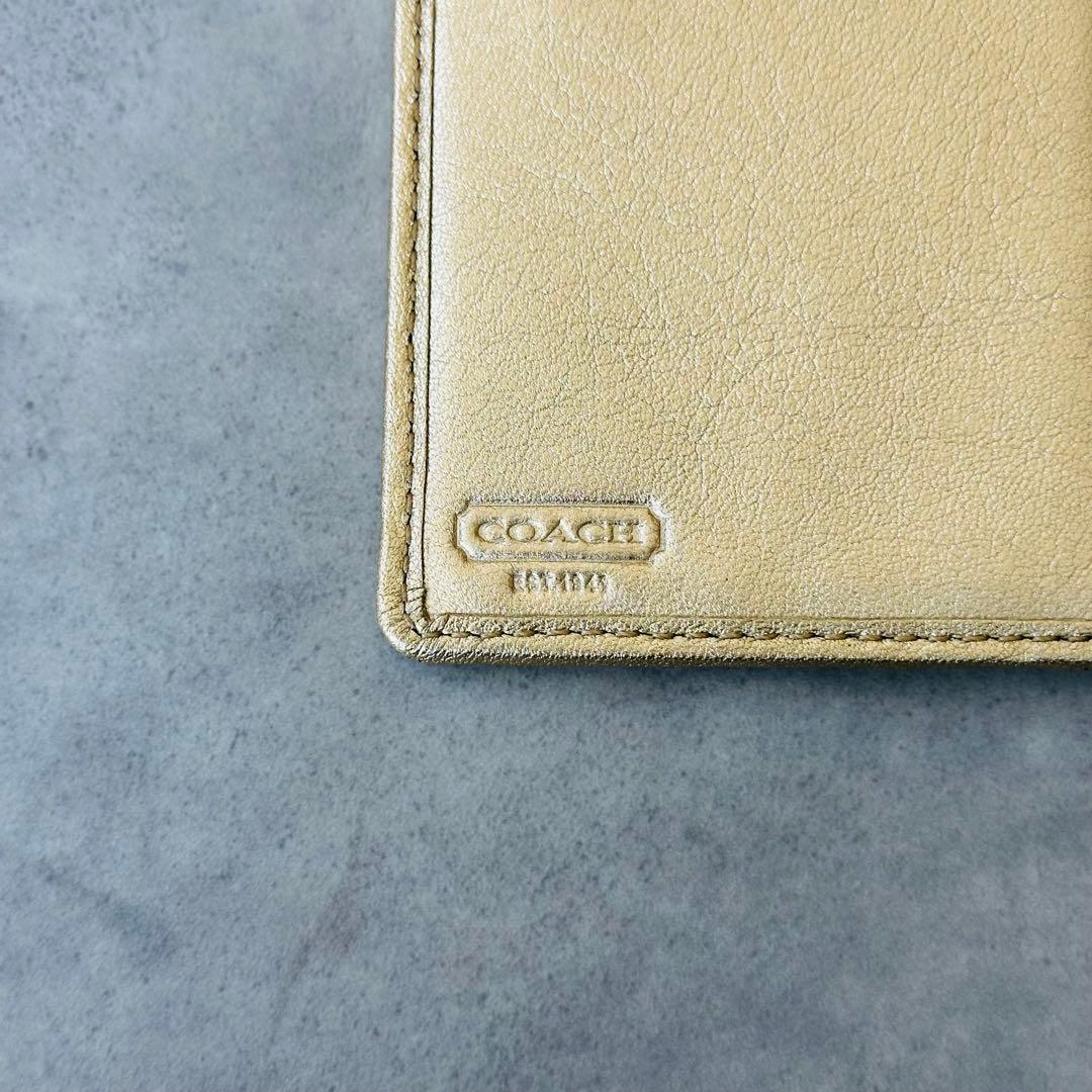 未使用✨COACH Signature Passport Case GOLD 11